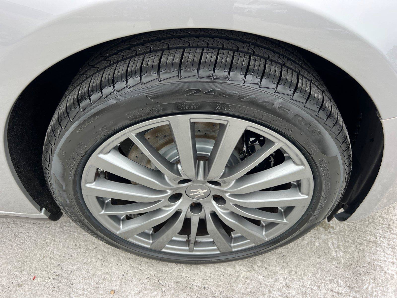 Used 2017 Maserati Ghibli S RWD image 12