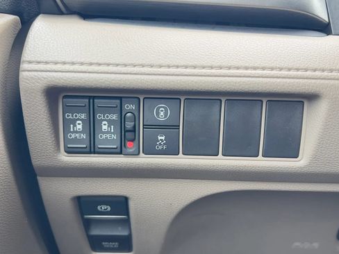Used 2021 Honda Odyssey EX image 21