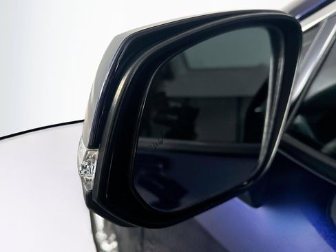 Used 2021 Toyota RAV4 Limited image 16