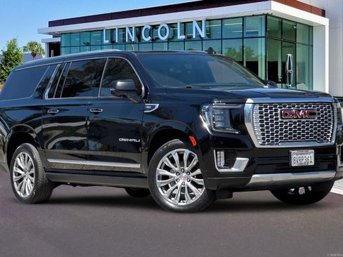 Used 2021 GMC Yukon XL Denali w/ Denali Premium Package RWD image 2