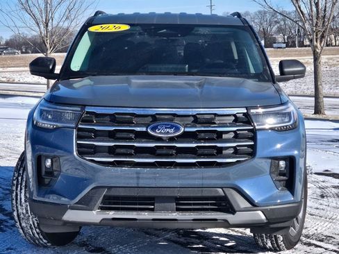 New 2026 Ford Explorer Active w/ Active Comfort Package image 3