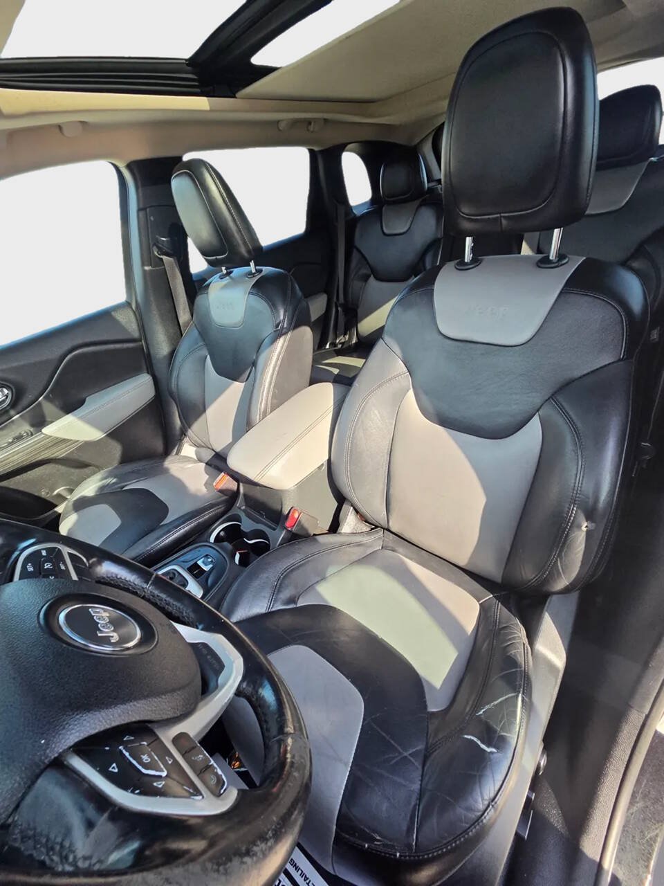 Used 2014 Jeep Cherokee Limited AWD/4WD image 11