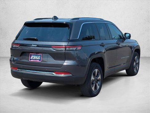 Used 2023 Jeep Grand Cherokee 4WD 4xe image 5