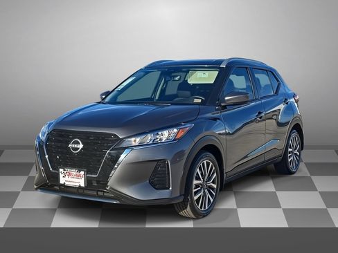 Used 2024 Nissan Kicks SV w/ Interior Electronics Package image 3