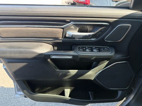 Used 2023 RAM 1500 Laramie AWD/4WD image 27