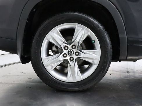 Used 2018 Toyota Highlander Limited w/ Protection Package #3 AWD/4WD image 43