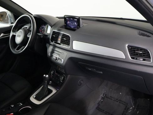 Used 2018 Audi Q3 2.0T Premium image 9