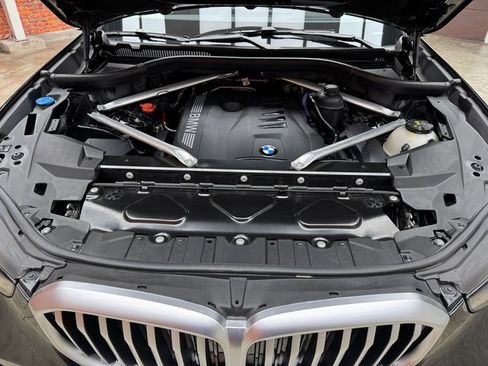 Certified 2024 BMW X5 xDrive40i w/ Premium Package image 28