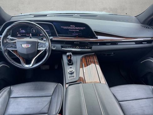 Used 2023 Cadillac Escalade Premium Luxury image 20