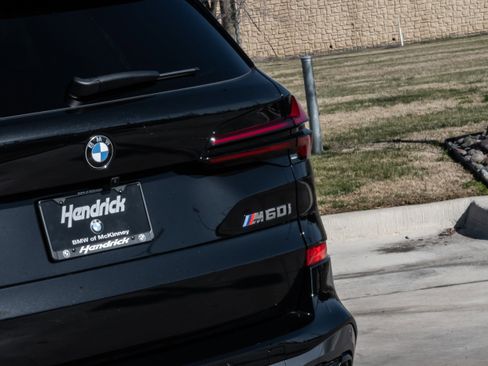 New 2026 BMW X5 M60i image 7