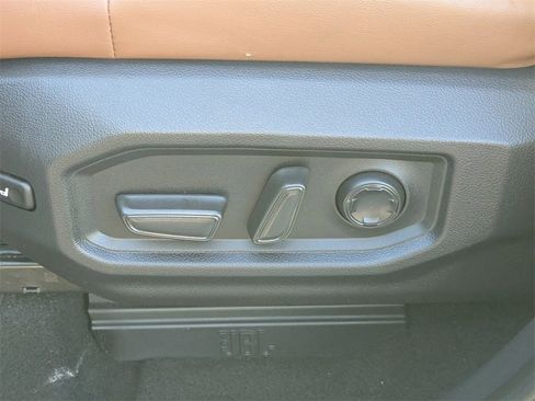 Used 2022 Toyota Tundra 1794 Edition image 19