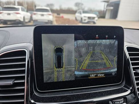 Used 2019 Mercedes-Benz GLS 550 4MATIC image 5