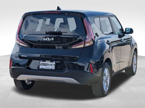 Certified 2025 Kia Soul LX FWD image 6