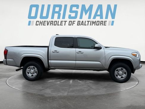 Used 2023 Toyota Tacoma SR w/ SR Convenience Package RWD image 7