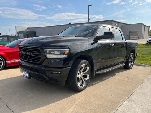 Used 2019 RAM 1500 Sport w/ Level 2 Equipment Group AWD/4WD image 2