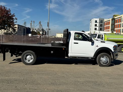 New 2026 RAM 5500 Tradesman w/ Chrome Appearance Group image 2