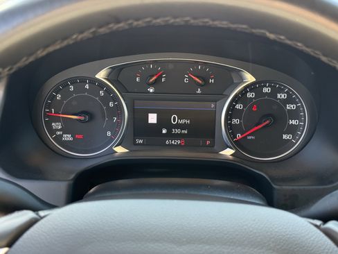 Used 2023 GMC Acadia SLT image 18