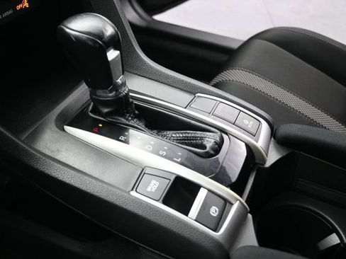 Used 2020 Honda Civic EX image 11