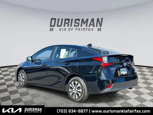 Used 2022 Toyota Prius XLE image 25