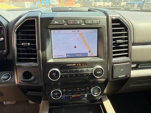 Used 2020 Ford Expedition Limited w/ Equipment Group 302A RWD image 28
