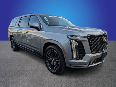 Certified 2025 Cadillac Escalade ESV Sport Platinum AWD/4WD image 7