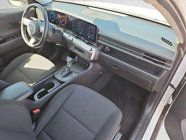 Used 2025 Hyundai Kona SEL FWD image 21