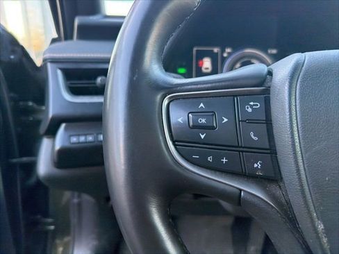 Used 2023 Lexus UX 250h AWD w/ Premium Package image 19