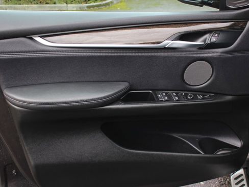 Used 2016 BMW X5 xDrive35i image 18