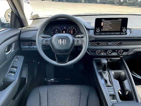 Used 2025 Honda Accord LX image 5