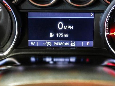 Used 2021 Chevrolet Silverado 1500 LT Trail Boss w/ LT Trail Boss Premium Package image 20