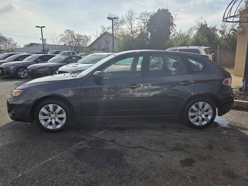 Used 2011 Subaru Impreza 2.5i image 3