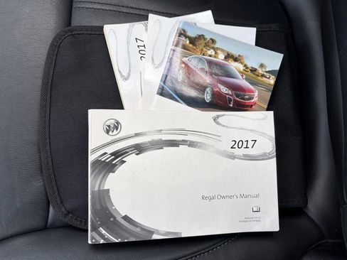 Used 2017 Buick Regal Premium FWD image 25