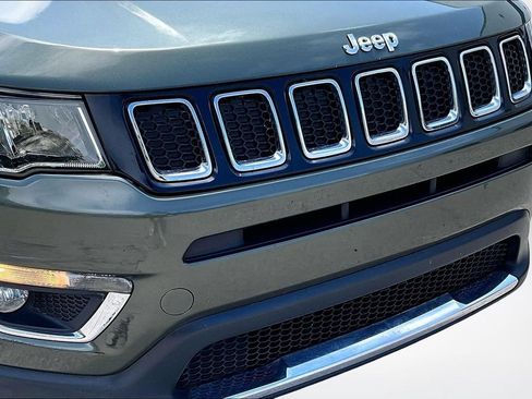 Used 2019 Jeep Compass Limited AWD/4WD image 32