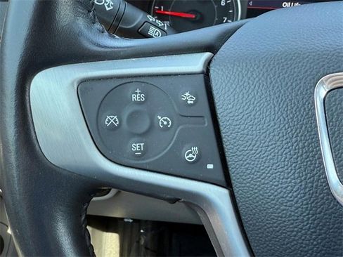 Used 2020 GMC Terrain SLT w/ Preferred Package image 18