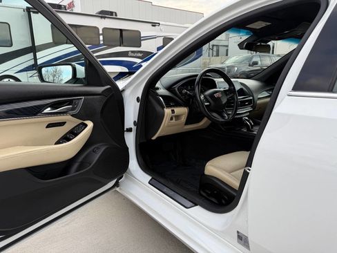Used 2023 Cadillac CT5 Luxury image 16