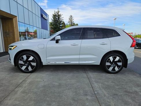 Certified 2023 Volvo XC60 T8 Plus w/ Protection Package Premier AWD/4WD image 8