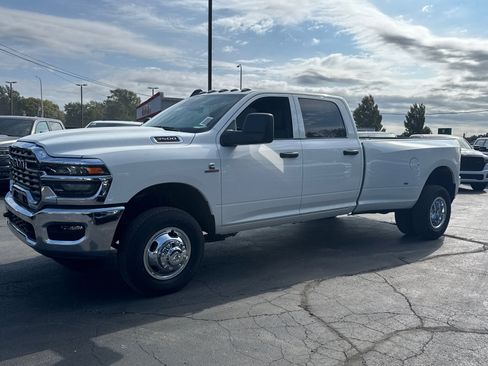 New 2026 RAM 3500 Tradesman w/ Chrome Appearance Group A image 3