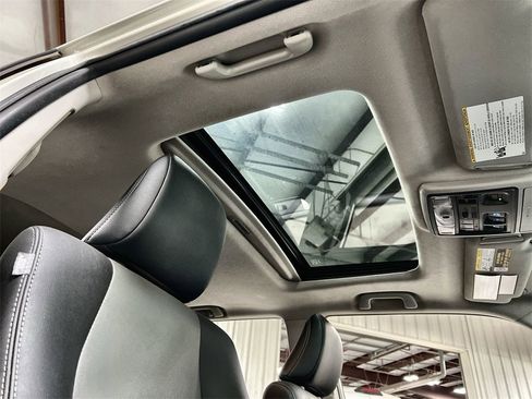 Used 2021 Toyota 4Runner SR5 Premium image 27