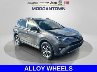 Used 2018 Toyota RAV4 XLE video 3