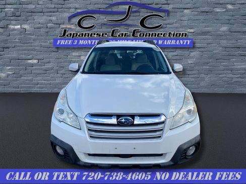 Used 2013 Subaru Outback 2.5i Premium w/ All-Weather Pkg AWD/4WD image 4