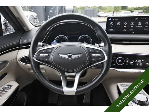 Used 2025 Genesis GV70 3.5T Sport w/ Sport Prestige Package AWD/4WD image 15