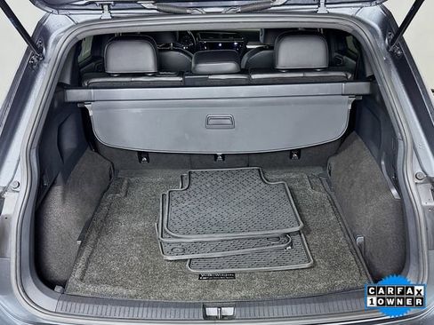 Used 2021 Volkswagen Tiguan SE R-Line image 27