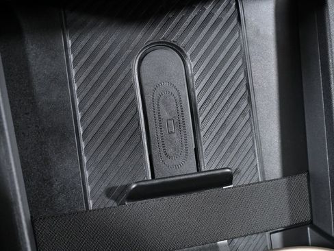 Certified 2025 MINI Cooper S image 15