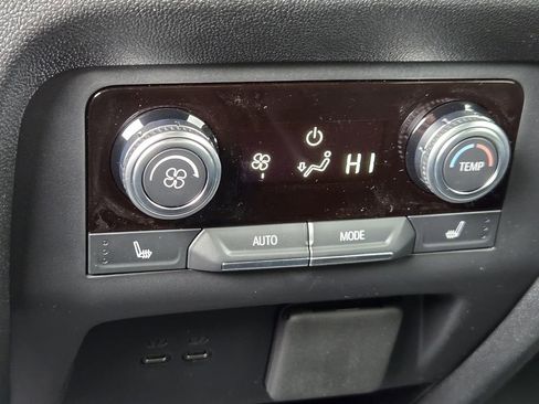 New 2026 GMC Acadia AT4 image 29