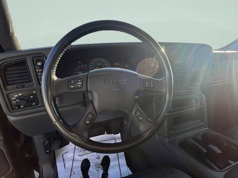 Used 2005 GMC Sierra 1500 SLT w/ Light Duty Power Package image 13