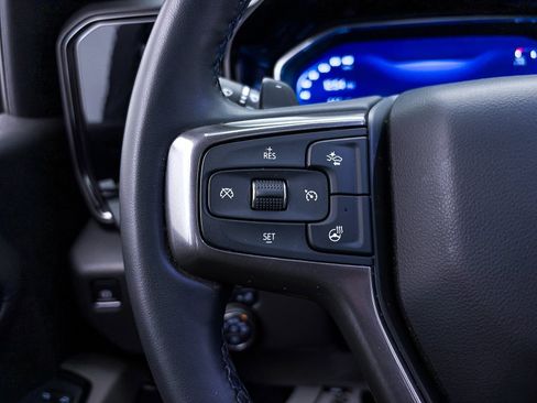 Used 2024 Chevrolet Silverado 1500 ZR2 w/ Technology Package image 34