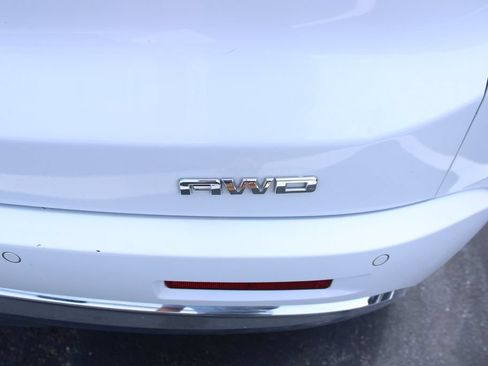 Used 2019 GMC Acadia Denali AWD/4WD image 6