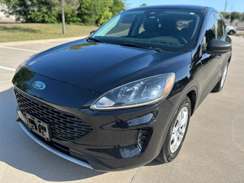 Used 2021 Ford Escape S FWD image 2