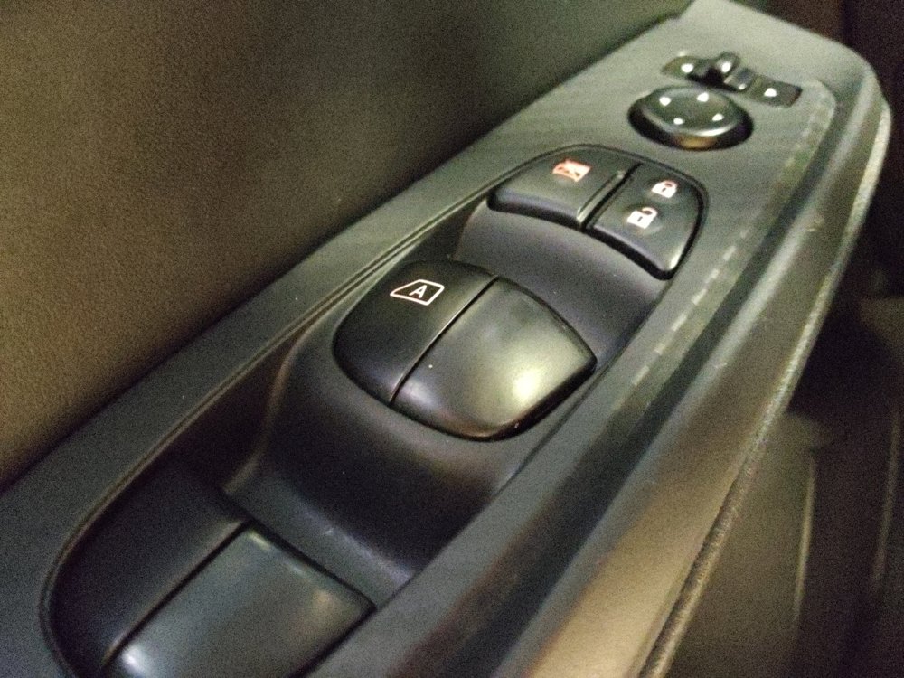 Used 2024 Nissan Sentra SV FWD image 27