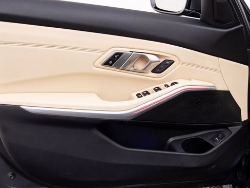 Used 2020 BMW 330i xDrive Sedan w/ Driving Assistance Package image 14